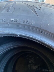 Bridgestone blizzak 235/55 r18 - 4