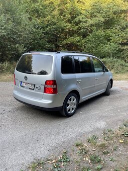 Volkswagen Touran 2.0 TDI 16V - 4