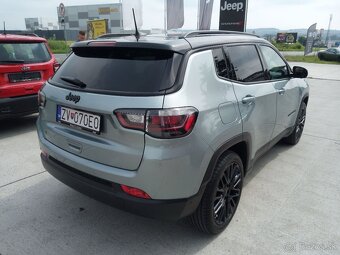 Jeep Compass 1.5 e-Hybrid Upland, 37 000 km, SR, v záruke - 4