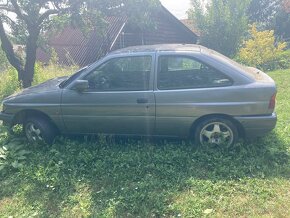 Ford escort rs2000 - 4