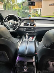 BMW X5 4.8i - 4