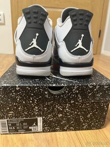 Jordan 4 military black - 4