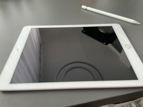 iPad (6. generácia)32 gb  + Apple pencil - 4