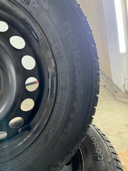 Nokian Tyres 195/65-r15 M+S predám - 4