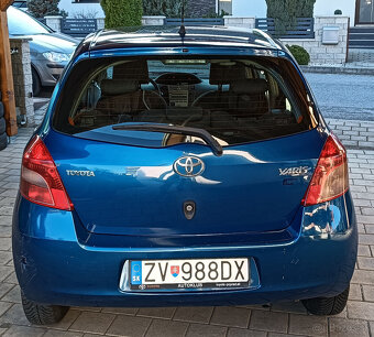 Toyota Yaris 1.0 VVT-i Base - 4