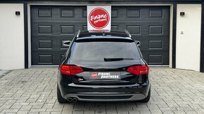 AUDI A4 Avant B8 2.0TDI S-line Automat - 4