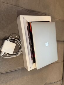 Macbook Pro 16” 2019 2,6GHz i7 TOUCHBAR 512GB - 4