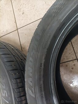 Predám pneu 225/50 r17 - 4