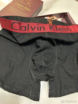 Calvin Klein - 4