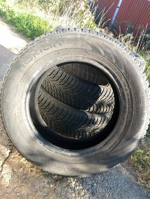 195/65R15 m+s Nokian 8mm dezén - 4