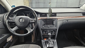 Škoda Superb Combi 2.0 TDI - 4