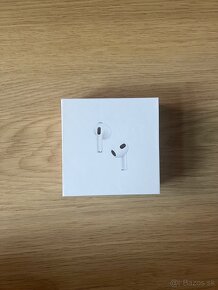 Apple AirPods 3 - 4