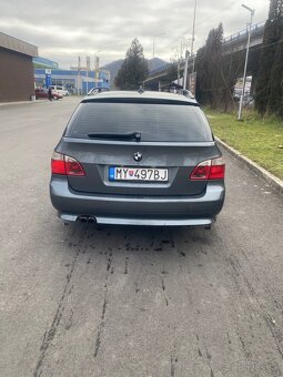 BMW e61 525d Manual - 4