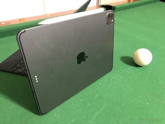 iPad Pro 11” M1 256GB Cellular - 4