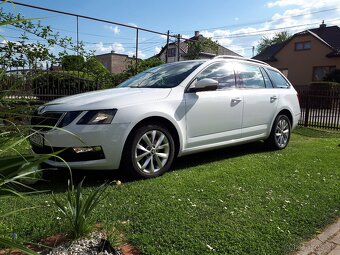 ŠKODA OCTAVIA 3 combi 1.6 TDI automat DSG - 4