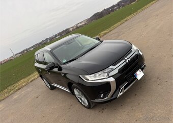 Mitsubishi Outlander 2.4 PHEH PLUG-IN HYBRID, 4WD - 4