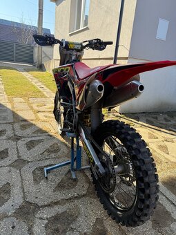 Honda CRF250 - 4