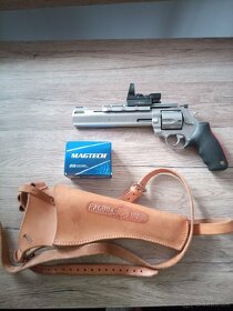 Taurus Raging Bull - 4