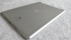 Apple iPad Air 32GB / (4543) - 4