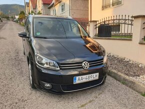 Volkswagen Touran 2.0 TDI 2011 ALCANTARA - 4