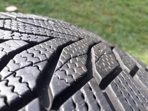 255/35 r19 zimne pneumatiky - 4