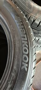 Predám 4ks.zimné pneumatiky hankook 225/55R17 97H. - 4