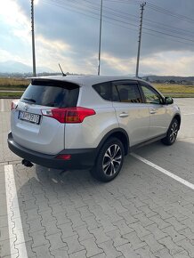 Toyota RAV4 - 4