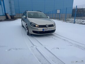 PREDAM VOLKSWAGEN GOLF 1.6 TDI 77 KW PANORÁMA - 4