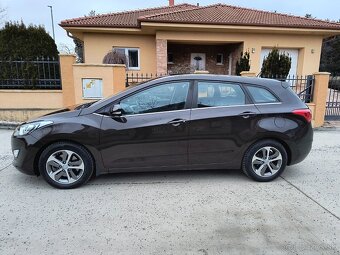 Hyundai i30 CW, 1.6 benzín, Nové kúpené na Slovensku - 4