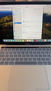 Apple MacBook Pro 2019, 4 porty Thunderbolt 3 s touchbarom - 4