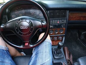 Audi 80 Cabrio 2.8 V6 Manual - 4