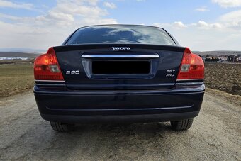 VOLVO S80 2,5T AWD - 4