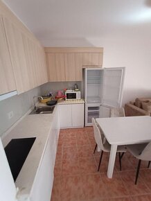 2i APARTMÁN V 1. LÍNII S VÝHĽADOM NA MORE, ALBÁNSKO, DRAČ - 4