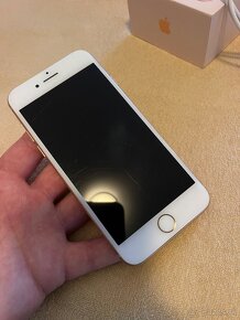 Apple iPhone 8 gold 64gb - 4