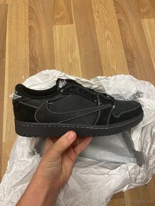 Travis Scott x Jordan 1 Retro Low OG SP “Black Phantom” - 4