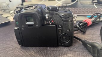 Panasonic Lumix GH3 + objektív / bez objektívu - 4