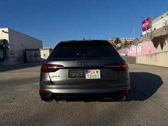 Audi Rs4 Avant - 4