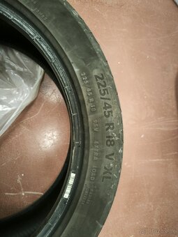 Letné pneumatiky Contiental  225/45 R18 95V - 4