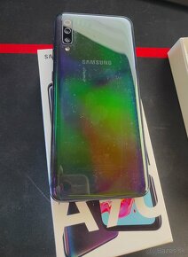 Samsung Galaxy A70 128GB - 4