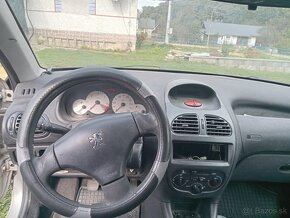 Rozpredám Plne Funkčný Peugeot 206SW 1.4HDI - 4