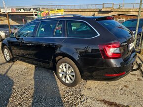 Škoda Octavia Combi 2.0 TDI Style DSG - 4