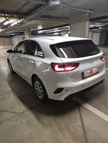 KIA Ceed 1.0 T-GDI 2022 M6 - 4