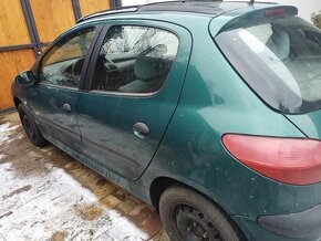 Peugeot 206XT - 4