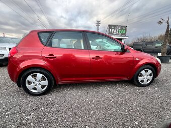 KIA Ceed 1.6 - 4