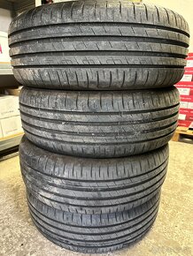 205/55R17 - 4