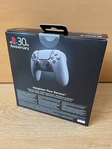 PS5 Dualsense 30th Anniversary Limited Edition - 4