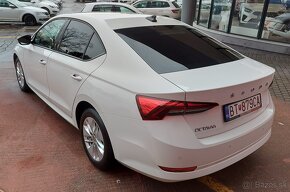 Škoda Octavia 2.0 TDI 110kW DSG Ambition - 4