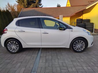 Peugeot 208 1.2 puretec 60kw Style Edition - 4