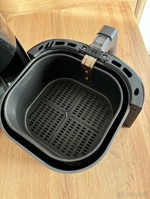 Teplovzdušná fritéza Philips Airfryer a príslušenstvo - 4