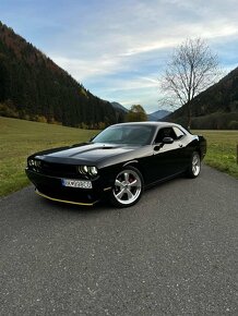 Dodge challenger - 4